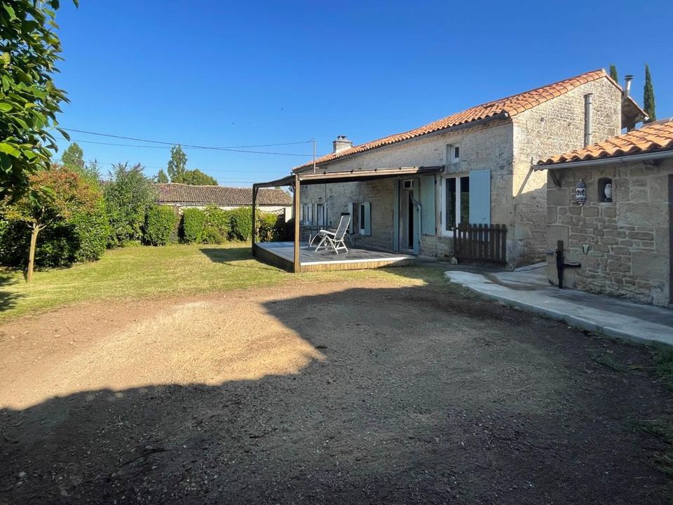 Landejendom i Chef-Boutonne, Deux-Sevres - foto 2