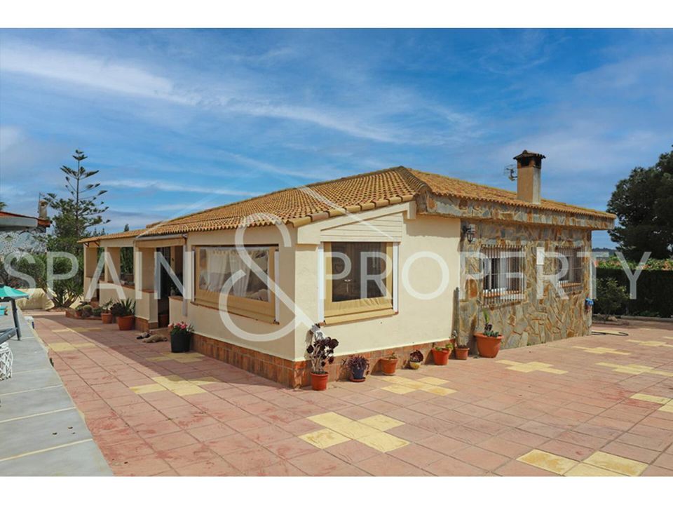 Villa i Turis, Valencia - foto 1