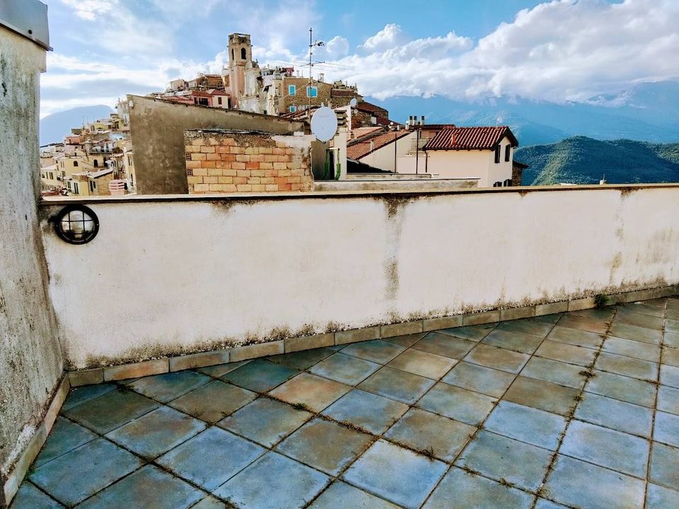 Lejlighed i Perinaldo, Imperia - foto 1