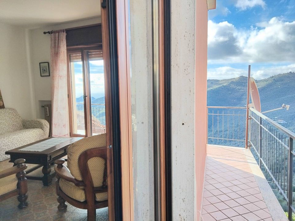 Lejlighed i Perinaldo, Imperia - foto 2