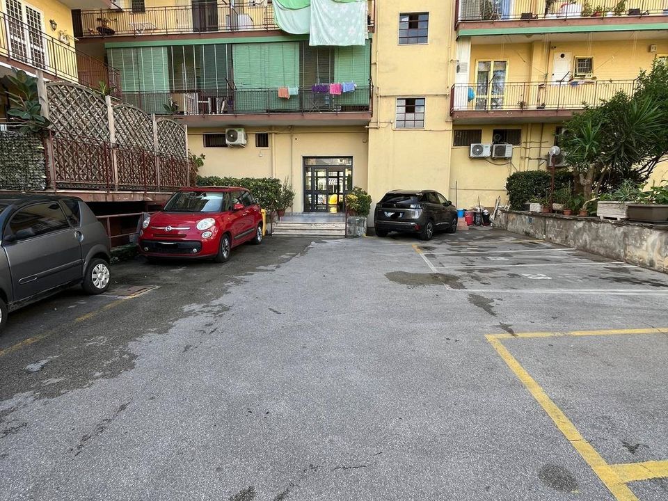 Leilighet i San Giorgio a Cremano, Naples - bilde 3
