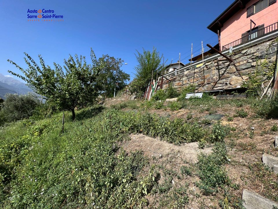 Helårsgrund i Aosta, Aosta Valley - foto 1