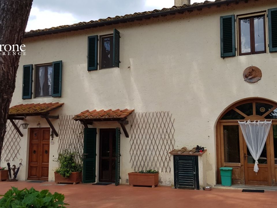 Landejendom i Terranuova Bracciolini, Arezzo - foto 1