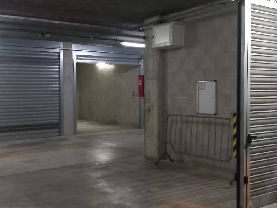 Parkeringsplads i Eboli, Salerno - foto 2