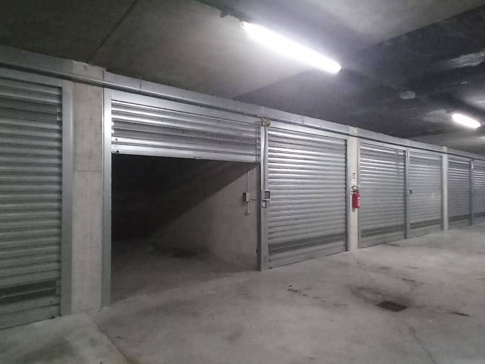 Parkeringsplads i Eboli, Salerno - foto 3