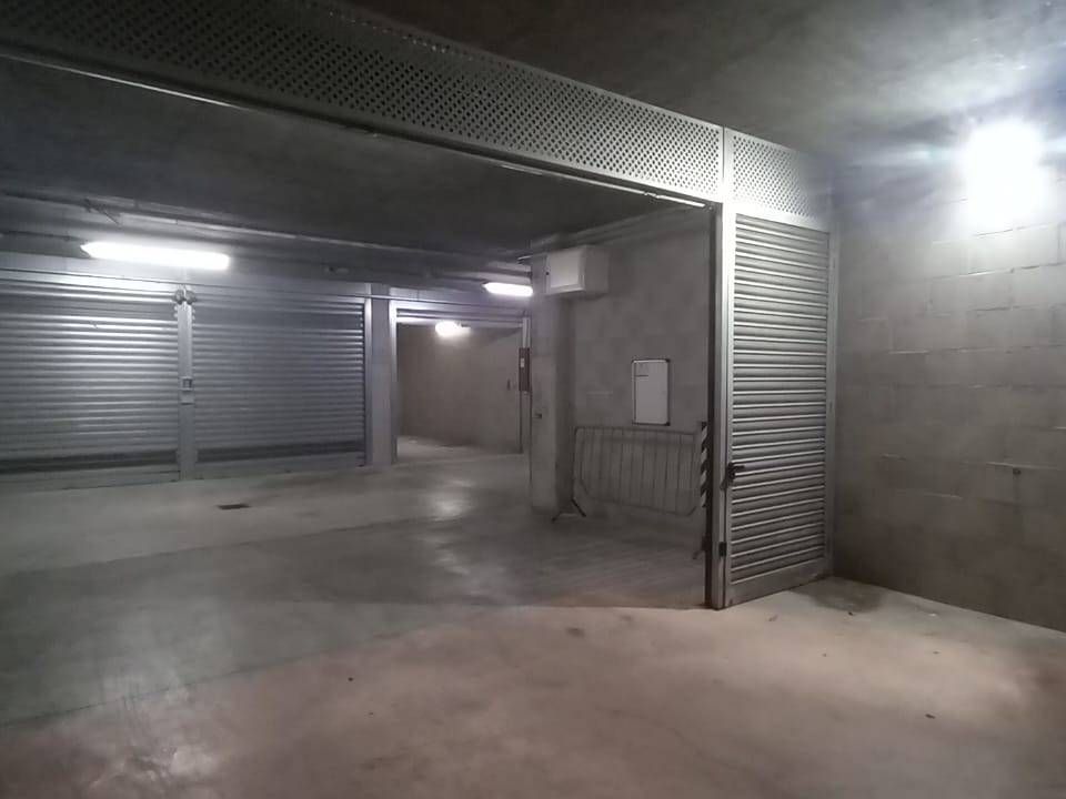 Parkeringsplads i Eboli, Salerno - foto 5