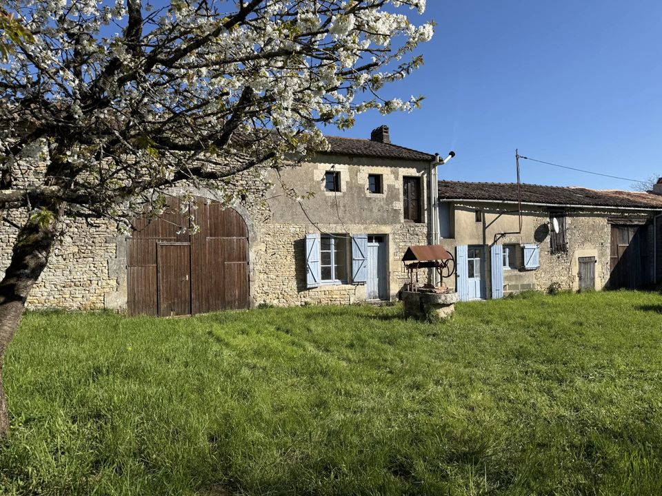 Villa i Saint-Martin-Du-Clocher, Charente - foto 1