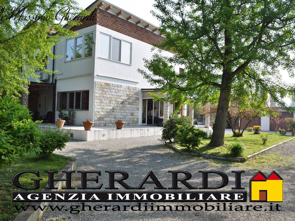 Villa i Ferrara, Ferrara - foto 1