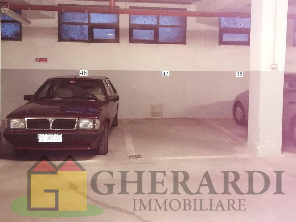 Miejsce parkingowe: Ferrara, Ferrara – zdjęcie 1
