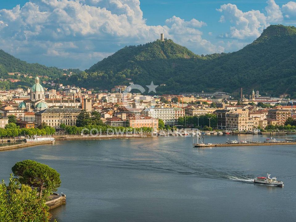 Erhvervsejendom i Como, Como - foto 3