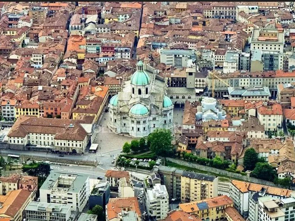 Erhvervsejendom i Como, Como - foto 4