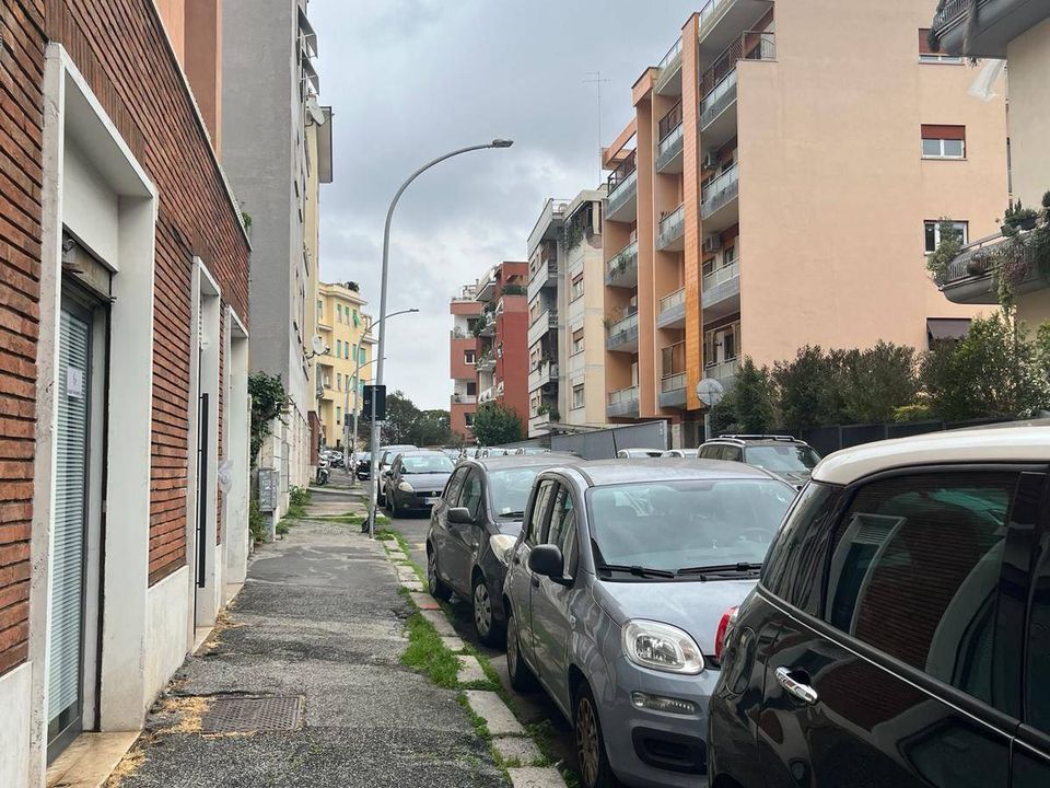 Parkeringsplads i Rome, Rome - foto 1