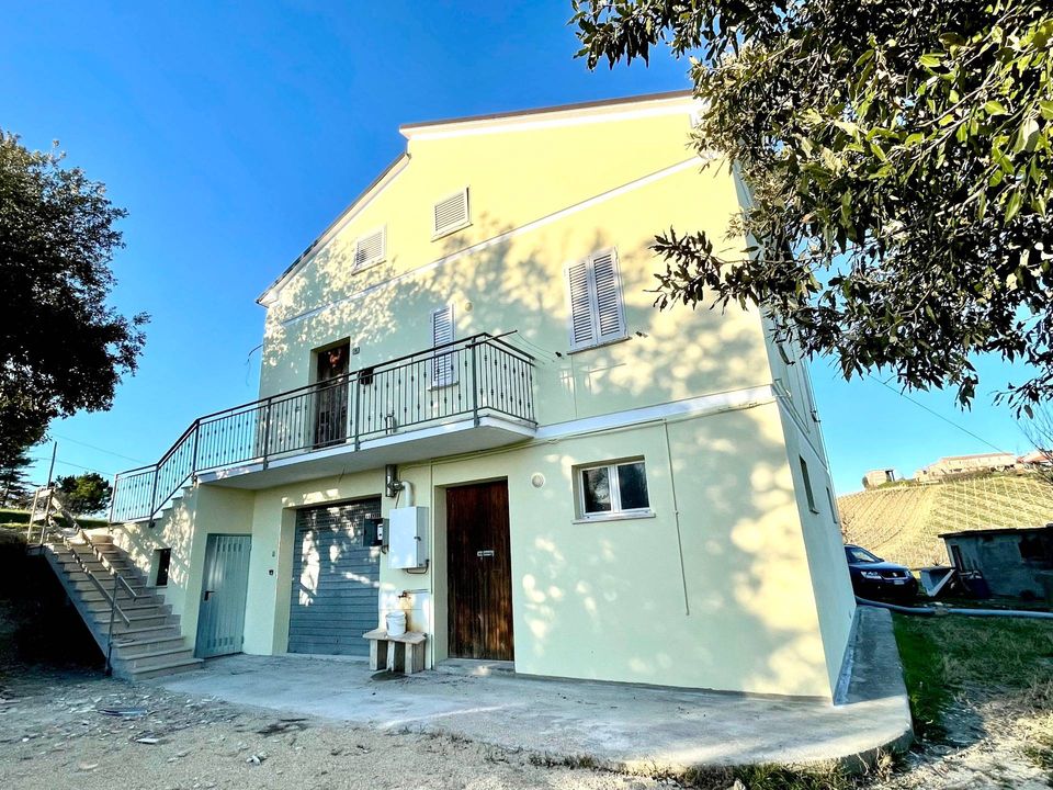 Villa i Castignano, Ascoli Piceno - foto 1