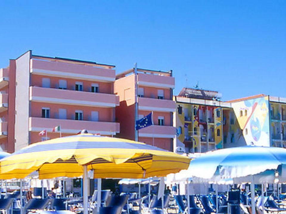 Erhvervsejendom i Cesenatico, Forli-Cesena - foto 1