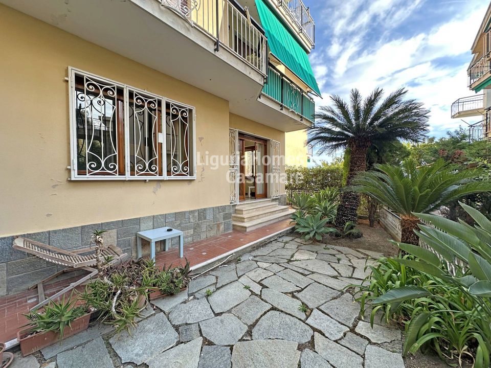 Lejlighed i Ospedaletti, Imperia - foto 1