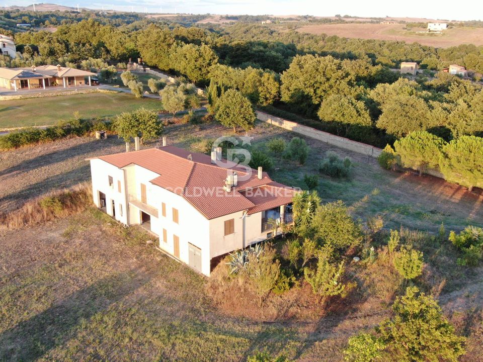 Villa en Canino, Viterbo - foto 2
