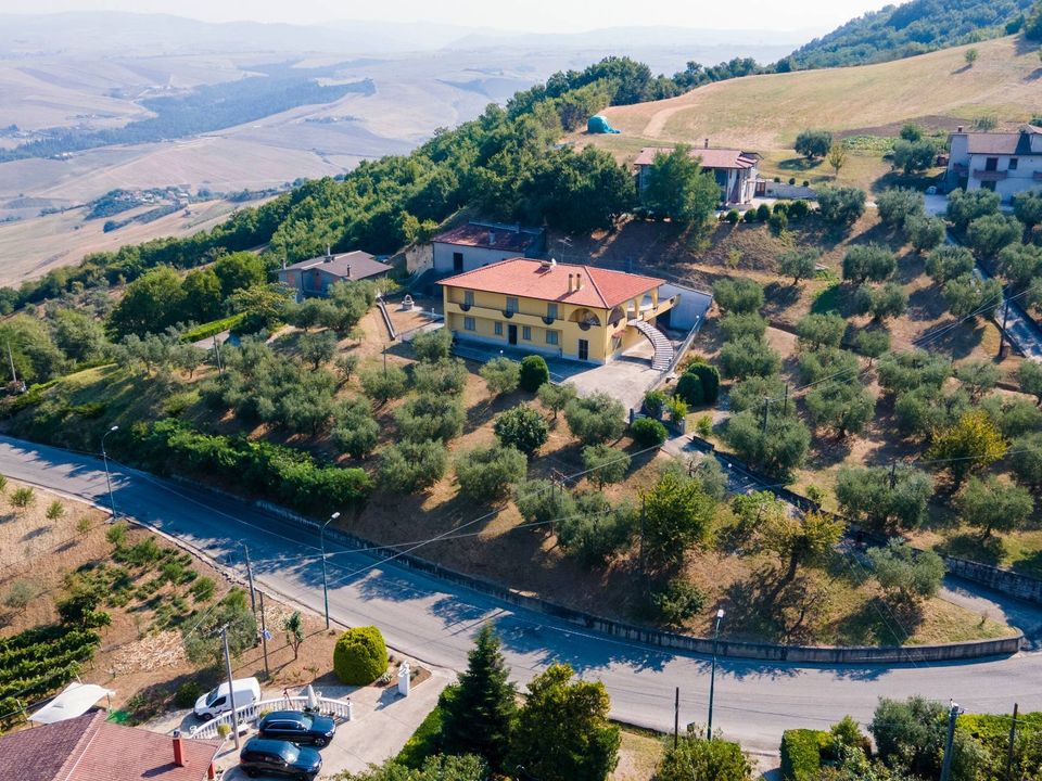Villa i Ariano Irpino, Avellino - foto 1