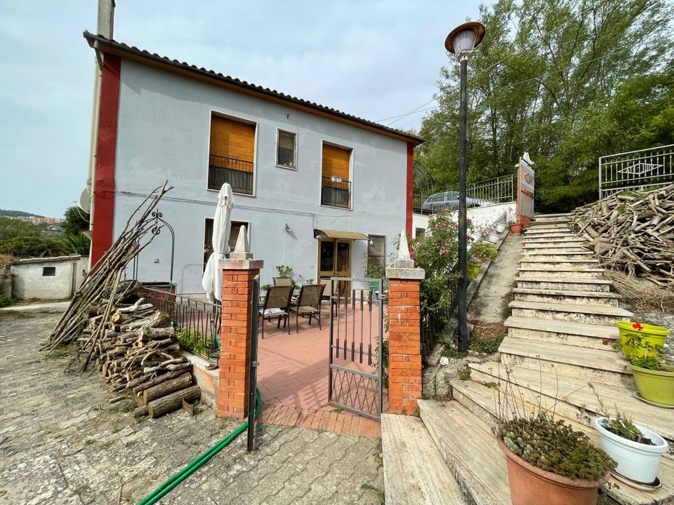 Villa i Ariano Irpino, Avellino - foto 2