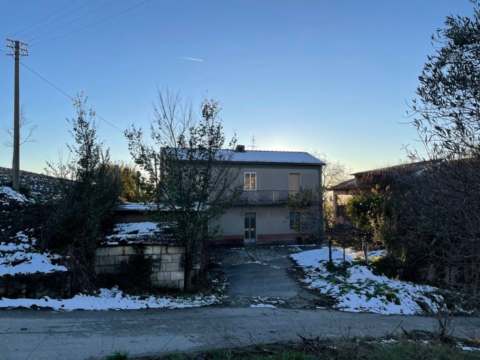 Villa i Ariano Irpino, Avellino - foto 1
