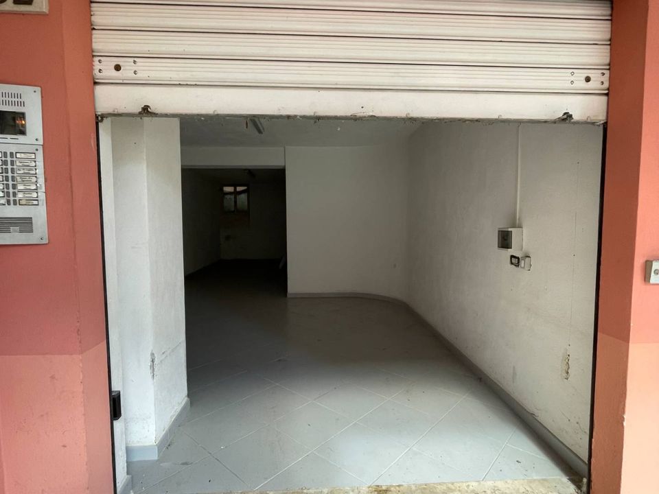Parkeringsplass i Ariano Irpino, Avellino - bilde 4