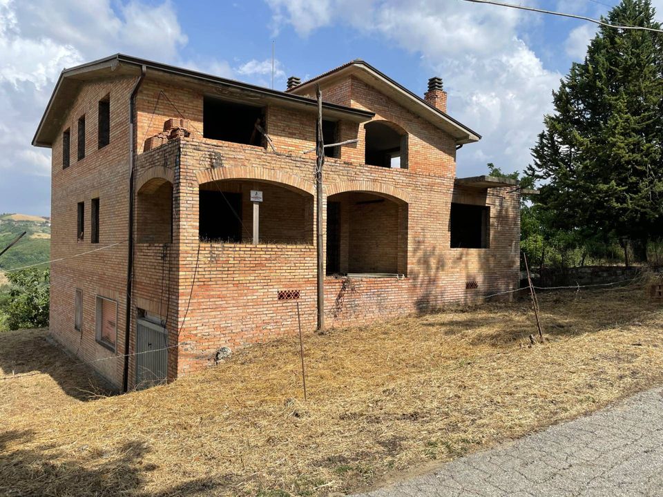 Villa i Ariano Irpino, Avellino - bilde 1