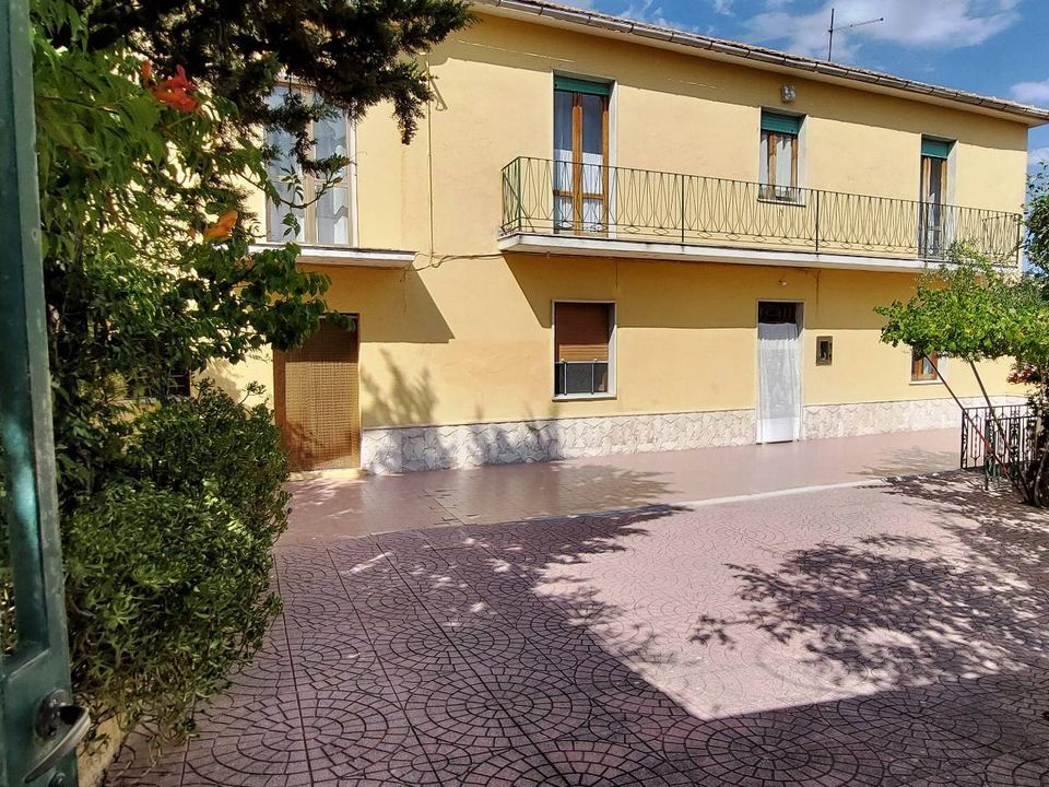 Villa i Ariano Irpino, Avellino - foto 2