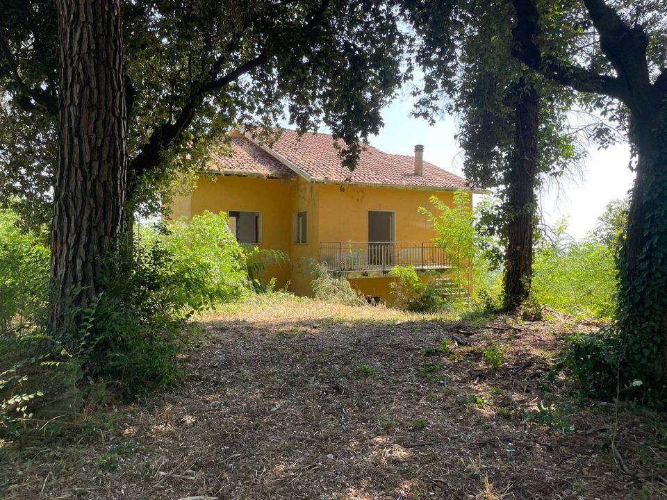 Villa i Ariano Irpino, Avellino - foto 1