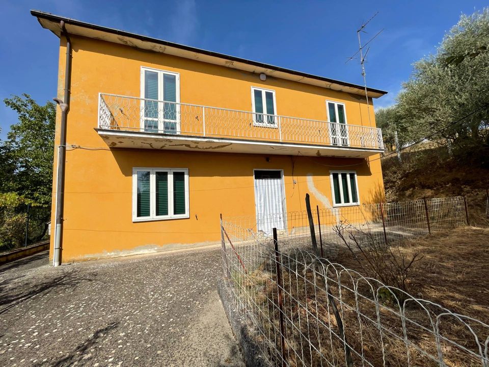 Villa i Ariano Irpino, Avellino - foto 1