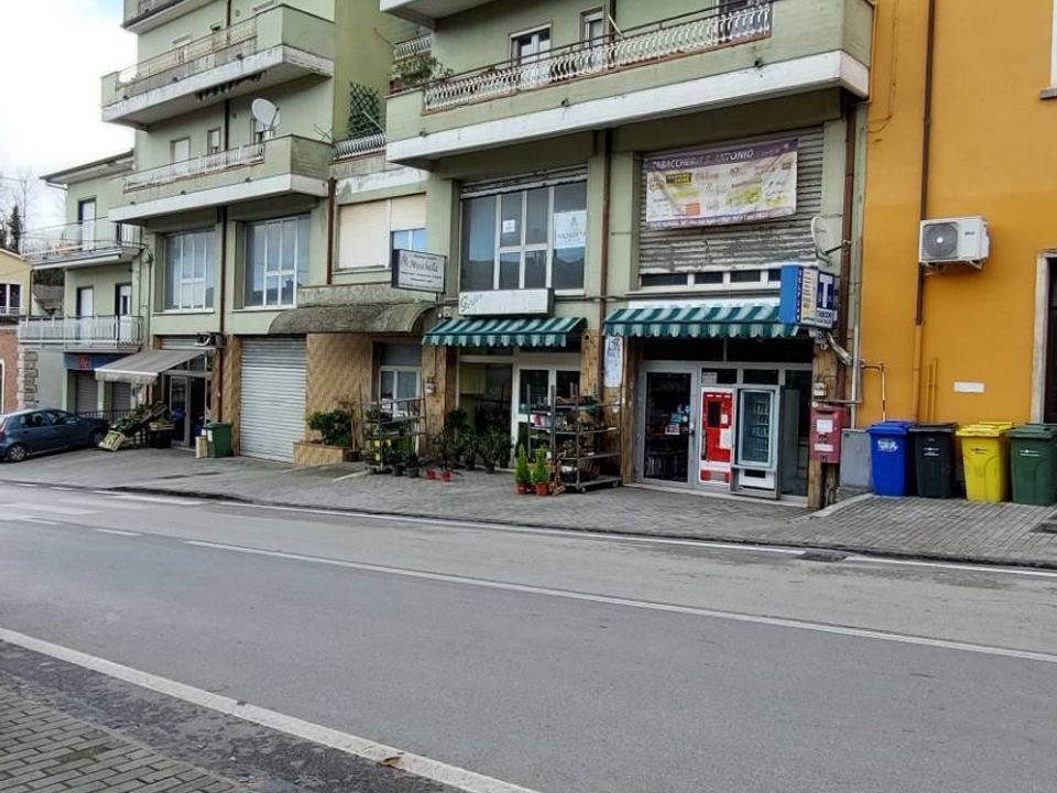 Erhvervsejendom i Ariano Irpino, Avellino - foto 3