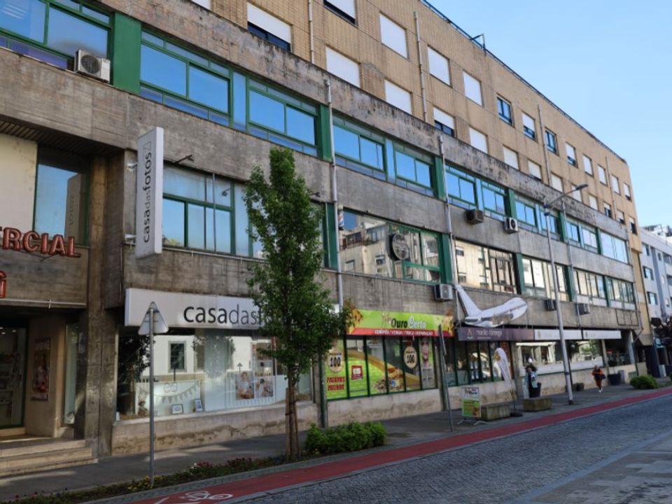 Erhvervsejendom i Felgueiras, Porto - foto 4