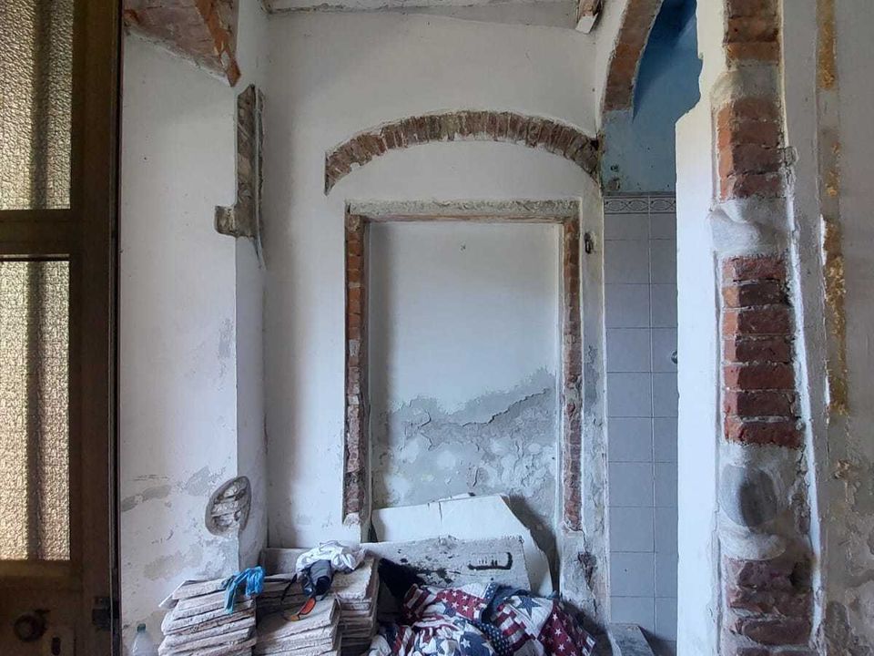 Byhus i Carrara, Massa and Carrara - foto 3