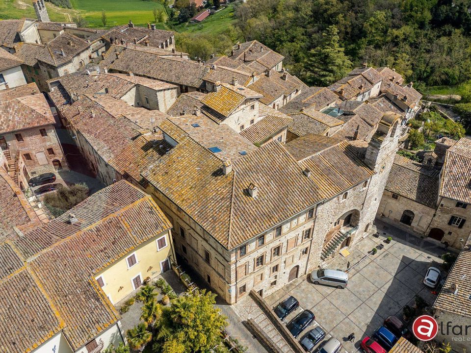 Erhvervsejendom i San Gemini, Terni - foto 4