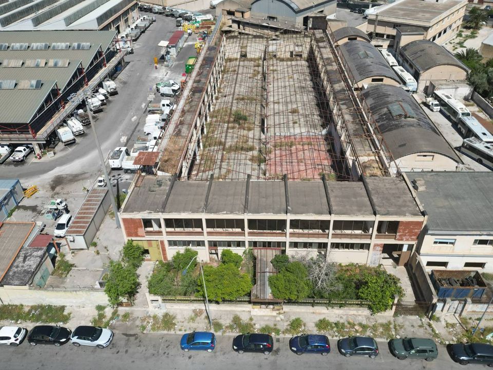 L'establiment comercial a Palermo, Palermo - foto 3