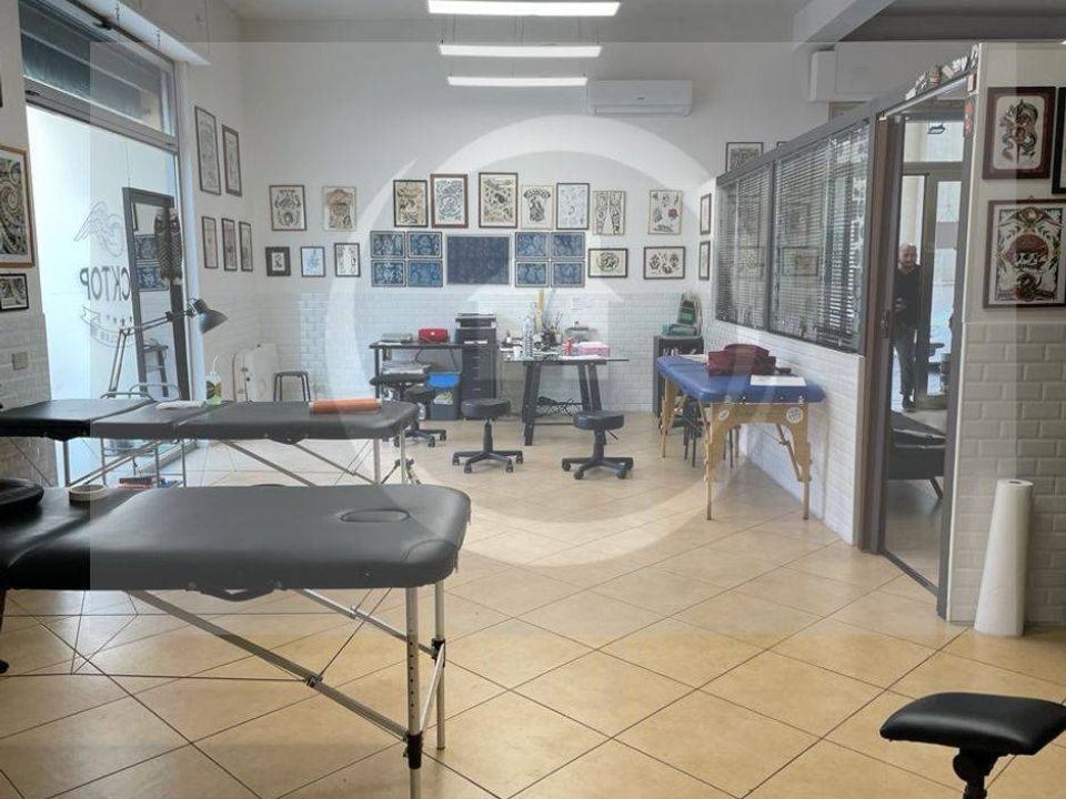 L'establiment comercial a Bagheria, Palermo - foto 4