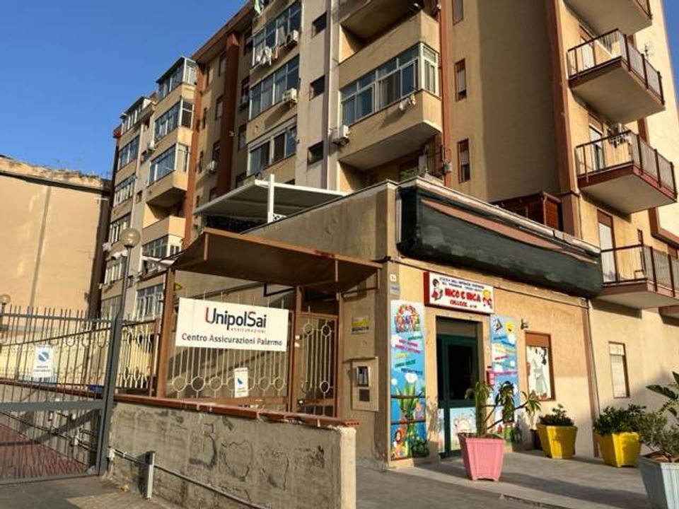 Erhvervsejendom i Palermo, Palermo - foto 1