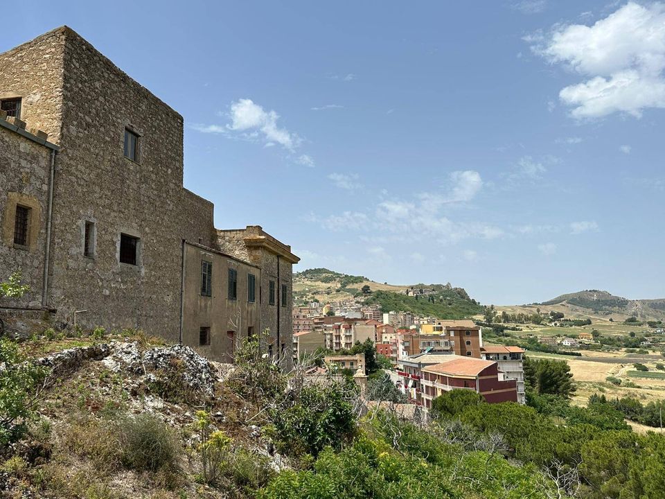 Landejendom i Casteltermini, Agrigento - foto 1