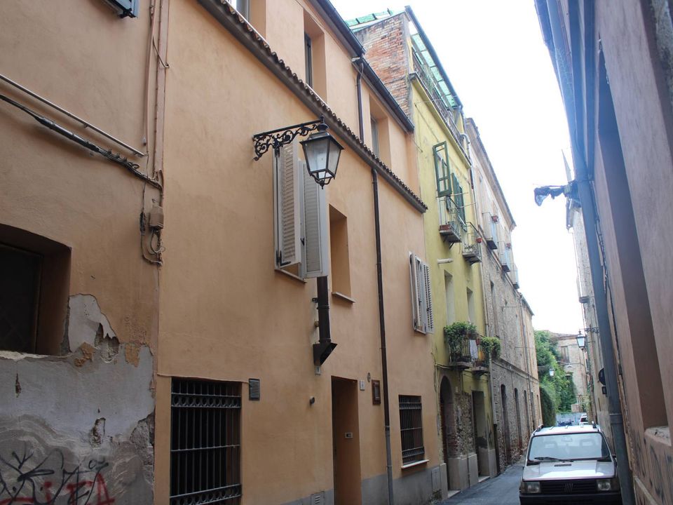 Erhvervsejendom i Teramo, Teramo - foto 1
