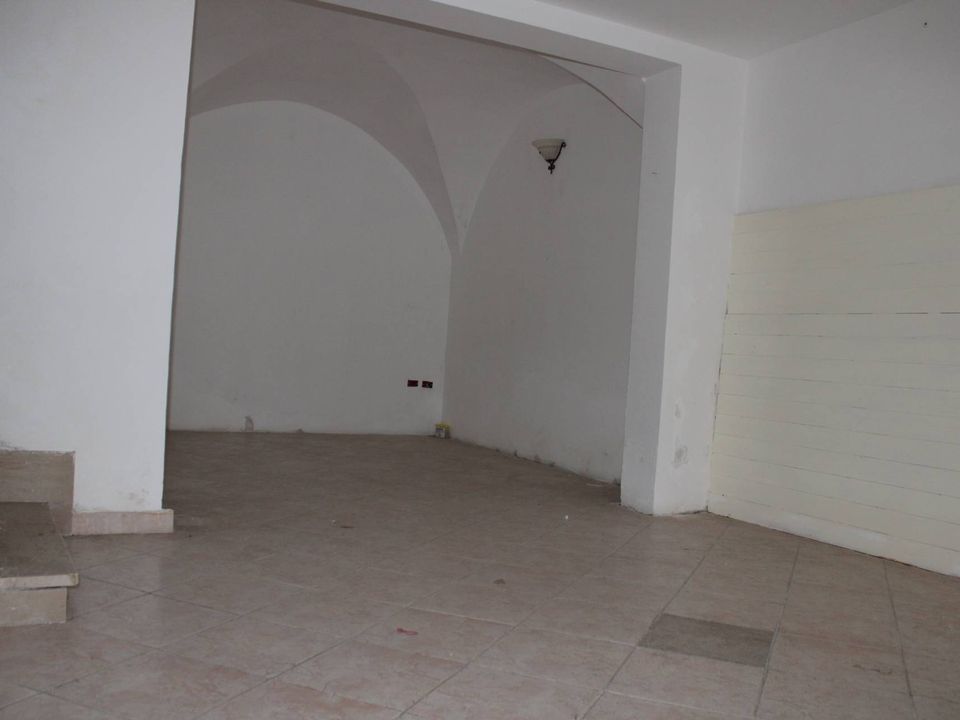 Erhvervsejendom i Teramo, Teramo - foto 4
