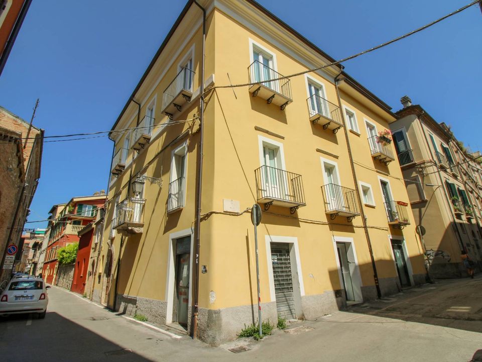 Erhvervsejendom i Teramo, Teramo - foto 1