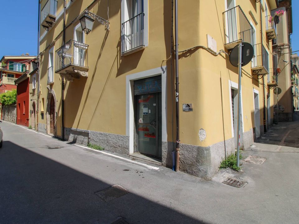 Erhvervsejendom i Teramo, Teramo - foto 2