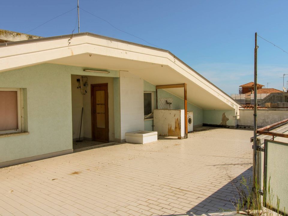 Erhvervsejendom i Giulianova, Teramo - foto 4