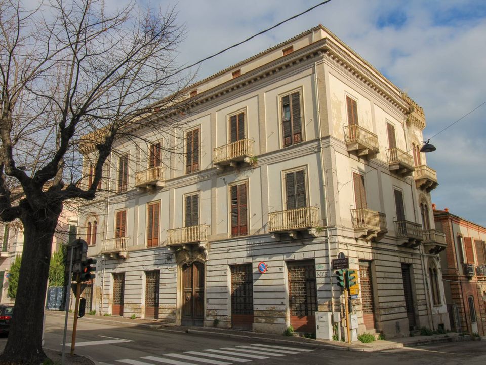 Erhvervsejendom i Giulianova, Teramo - foto 1