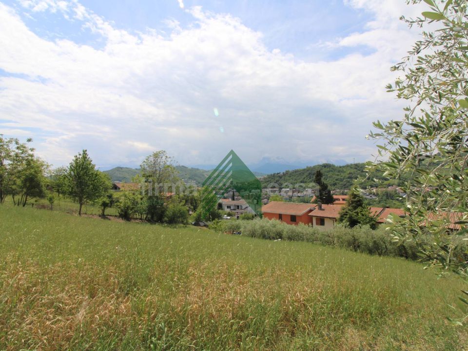 Tomt i Teramo, Teramo - bilde 4