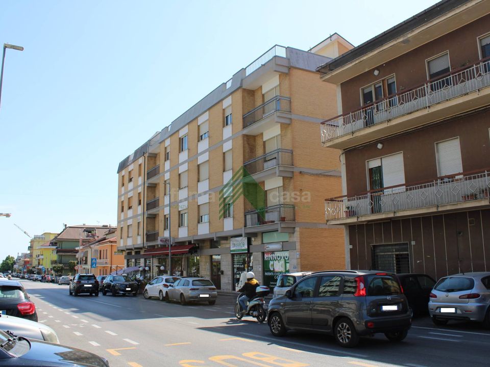 Erhvervsejendom i Teramo, Teramo - foto 2