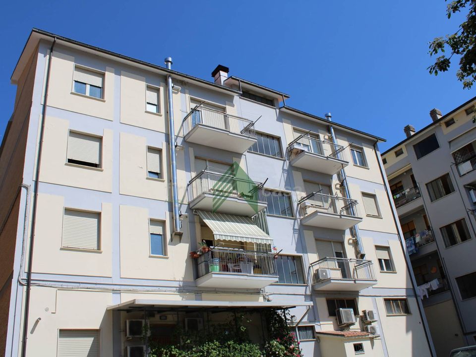 Erhvervsejendom i Teramo, Teramo - foto 3