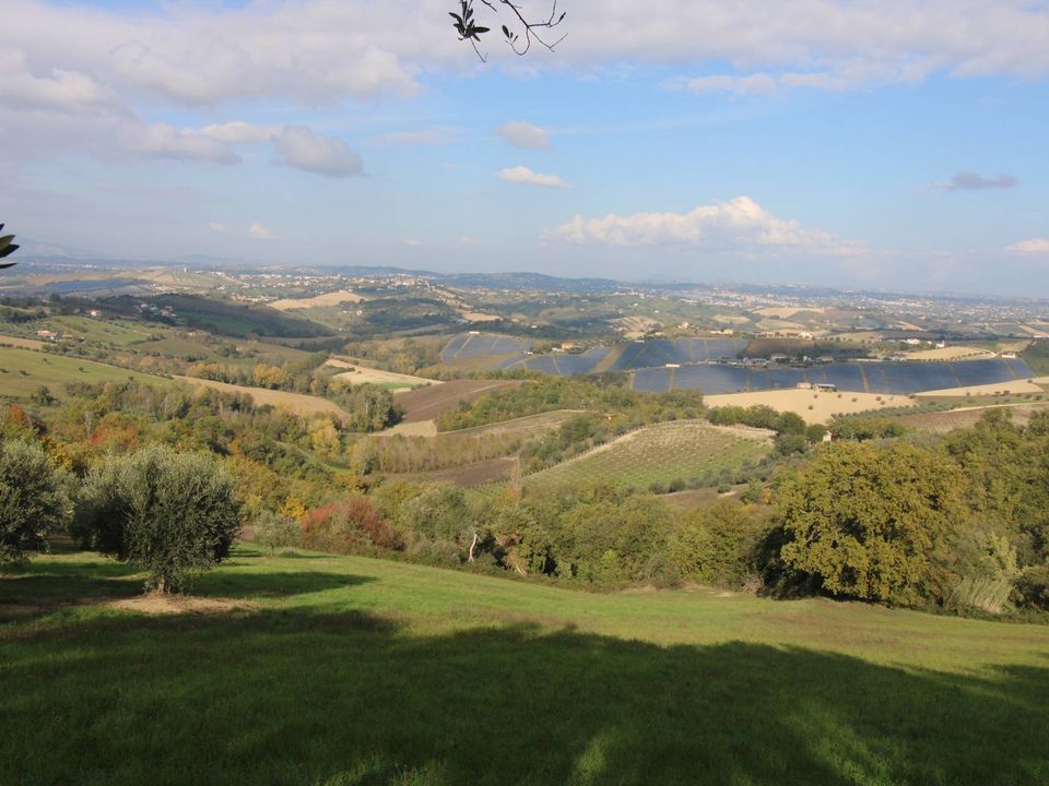 Helårsgrund i Bellante, Teramo - foto 1