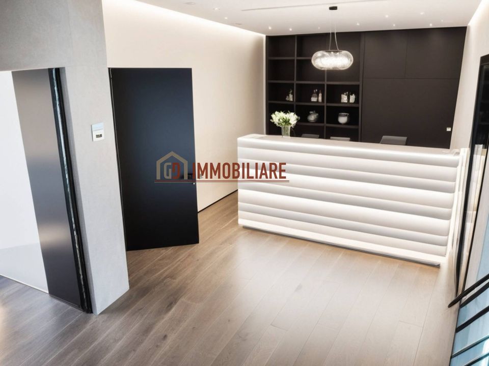 L'establiment comercial a Montebelluna, Treviso - foto 1