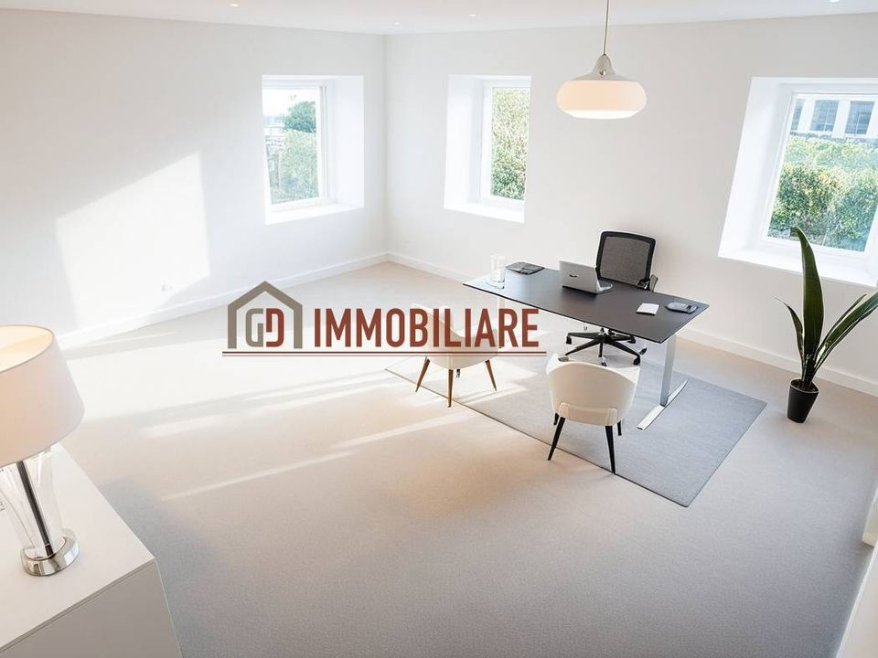 L'establiment comercial a Montebelluna, Treviso - foto 4