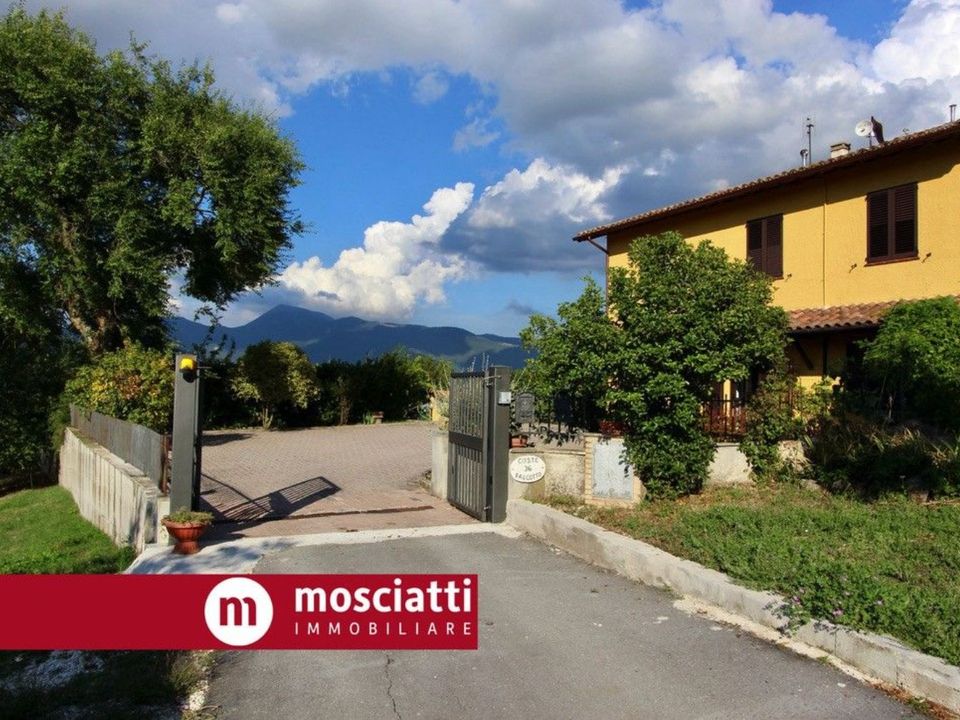 Landejendom i Esanatoglia, Macerata - foto 2