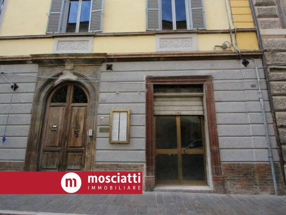 Erhvervsejendom i Matelica, Macerata - foto 2